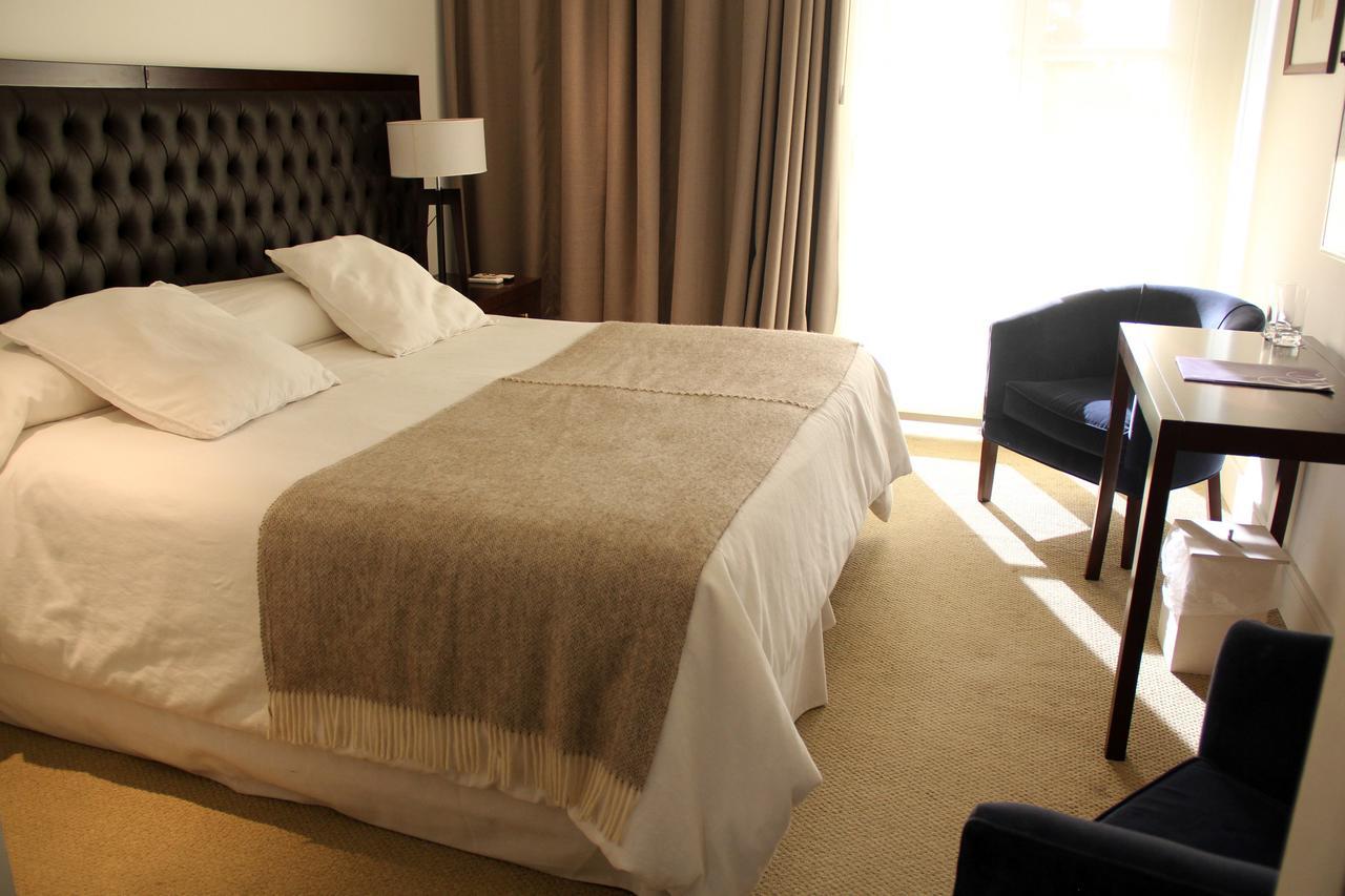 Real Hotel Lujan Extérieur photo