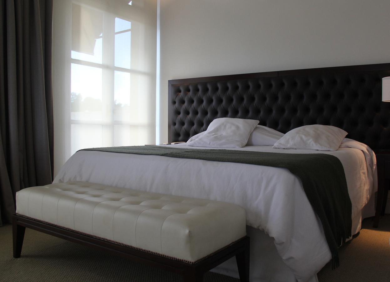 Real Hotel Lujan Extérieur photo